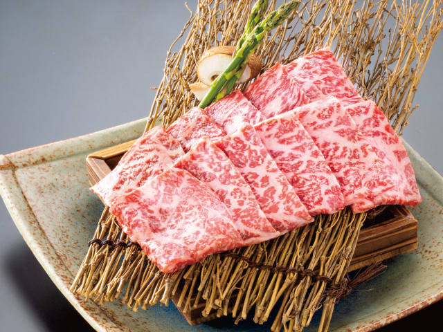 吉清 プレ牛モモ焼肉